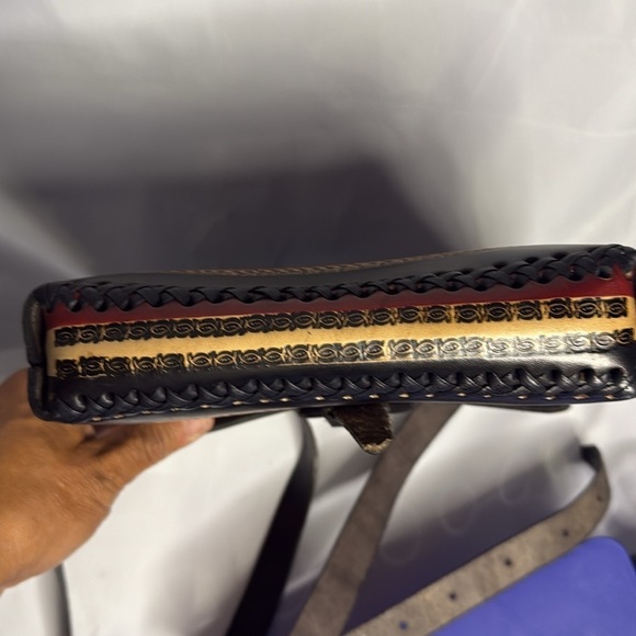 Handmade Crossbody bag. Black/Tan/Red Aztec design. Hard shell tooled. DA013 - Picture 7 of 9